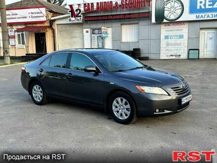 Серый Тойота Камри, объемом двигателя 3.5 л и пробегом 146 тыс. км за 11400 $, фото 1 на Automoto.ua
