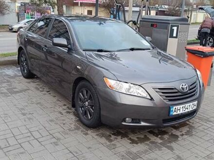 Сірий Тойота Камрі, об'ємом двигуна 2.4 л та пробігом 297 тис. км за 9150 $, фото 1 на Automoto.ua