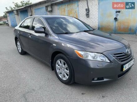 Серый Тойота Камри, объемом двигателя 3.5 л и пробегом 264 тыс. км за 8700 $, фото 1 на Automoto.ua