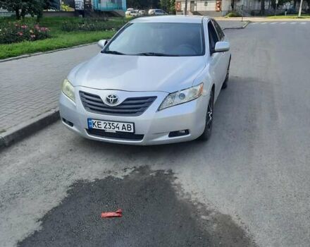 Сірий Тойота Камрі, об'ємом двигуна 2.4 л та пробігом 311 тис. км за 7000 $, фото 1 на Automoto.ua