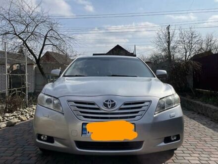 Тойота Камри 2008 в Житомире на Automoto.ua Серый Тойота Камри, объемом двигателя 2.4 л и пробегом 238 тыс. км за 7500 $, фото 1 на Automoto.ua