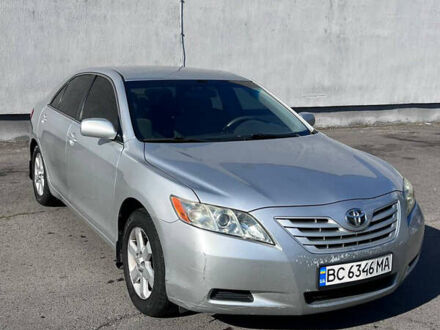 Тойота Камри 2008 в Львове на Automoto.ua Серый Тойота Камри, объемом двигателя 2.4 л и пробегом 327 тыс. км за 7300 $, фото 1 на Automoto.ua