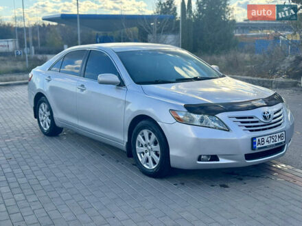 Сірий Тойота Камрі, об'ємом двигуна 2.36 л та пробігом 256 тис. км за 8200 $, фото 1 на Automoto.ua