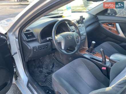 Тойота Камри 2009 в Ровно на Automoto.ua Серый Тойота Камри, объемом двигателя 2.36 л и пробегом 272 тыс. км за 8300 $, фото 1 на Automoto.ua
