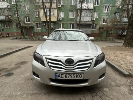 Тойота Камри 2010 в Днепре (Днепропетровске) на Automoto.ua Серый Тойота Камри, объемом двигателя 2.5 л и пробегом 259 тыс. км за 5000 $, фото 1 на Automoto.ua