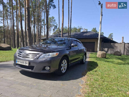 Тойота Камри 2010 в Житомире на Automoto.ua Серый Тойота Камри, объемом двигателя 2.4 л и пробегом 190 тыс. км за 11000 $, фото 1 на Automoto.ua