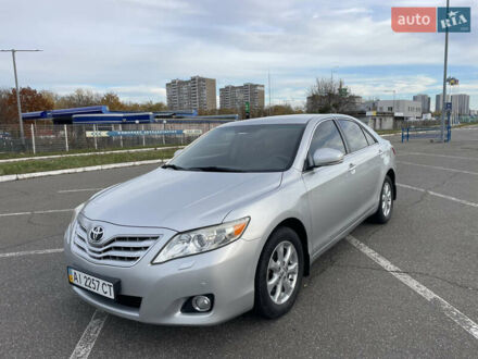 Тойота Камри 2011 в Киеве на Automoto.ua Серый Тойота Камри, объемом двигателя 2.4 л и пробегом 191 тыс. км за 10800 $, фото 1 на Automoto.ua