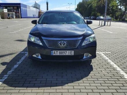 Тойота Камри 2012 в Ивано-Франковске на Automoto.ua Серый Тойота Камри, объемом двигателя 2.5 л и пробегом 231 тыс. км за 12500 $, фото 1 на Automoto.ua