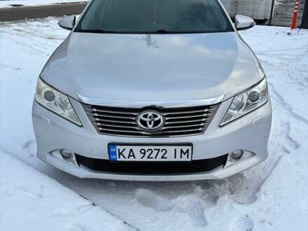 Серый Тойота Камри, объемом двигателя 2.5 л и пробегом 184 тыс. км за 12900 $, фото 1 на Automoto.ua