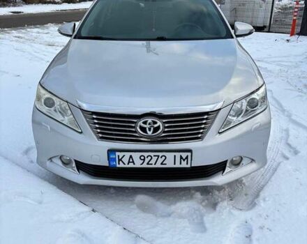 Серый Тойота Камри, объемом двигателя 2.5 л и пробегом 184 тыс. км за 12900 $, фото 1 на Automoto.ua