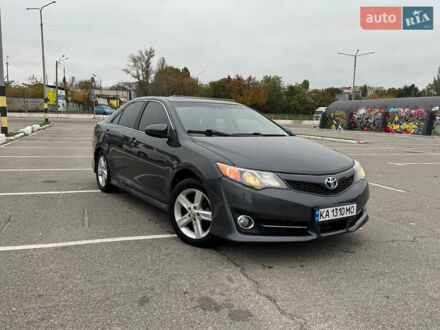 Тойота Камри 2012 в Киеве на Automoto.ua Серый Тойота Камри, объемом двигателя 2.49 л и пробегом 193 тыс. км за 9699 $, фото 1 на Automoto.ua