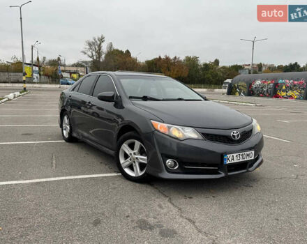 Тойота Камри 2012 в Киеве на Automoto.ua Серый Тойота Камри, объемом двигателя 2.49 л и пробегом 193 тыс. км за 9699 $, фото 1 на Automoto.ua