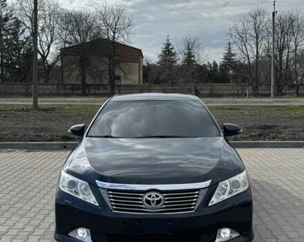 Серый Тойота Камри, объемом двигателя 2.5 л и пробегом 240 тыс. км за 11000 $, фото 1 на Automoto.ua