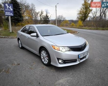 Тойота Камри 2012 в Харькове на Automoto.ua Серый Тойота Камри, объемом двигателя 2.49 л и пробегом 263 тыс. км за 13500 $, фото 1 на Automoto.ua