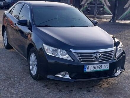 Тойота Камри 2012 в Яготине на Automoto.ua Серый Тойота Камри, объемом двигателя 0.25 л и пробегом 262 тыс. км за 13100 $, фото 1 на Automoto.ua