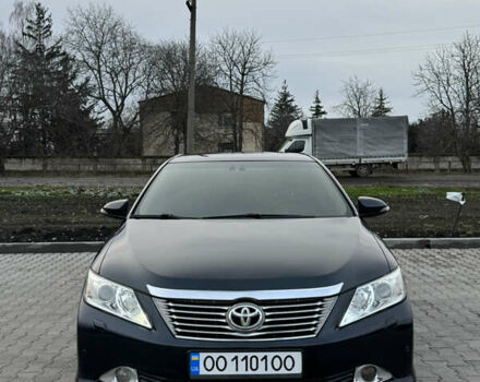 Серый Тойота Камри, объемом двигателя 2.5 л и пробегом 375 тыс. км за 10500 $, фото 1 на Automoto.ua