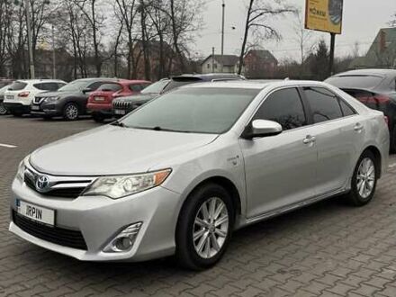 Серый Тойота Камри, объемом двигателя 2.49 л и пробегом 290 тыс. км за 11400 $, фото 1 на Automoto.ua