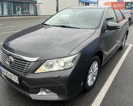 Серый Тойота Камри, объемом двигателя 2.5 л и пробегом 188 тыс. км за 15800 $, фото 1 на Automoto.ua