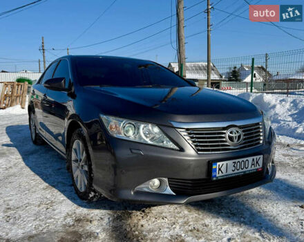 Серый Тойота Камри, объемом двигателя 2.49 л и пробегом 229 тыс. км за 14999 $, фото 1 на Automoto.ua