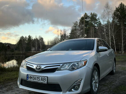 Серый Тойота Камри, объемом двигателя 2.49 л и пробегом 154 тыс. км за 13900 $, фото 1 на Automoto.ua