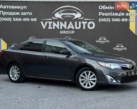 Сірий Тойота Камрі, об'ємом двигуна 2.5 л та пробігом 138 тис. км за 11950 $, фото 1 на Automoto.ua