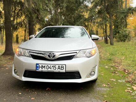 Тойота Камри 2012 в Глухове на Automoto.ua Серый Тойота Камри, объемом двигателя 2.5 л и пробегом 150 тыс. км за 15000 $, фото 1 на Automoto.ua