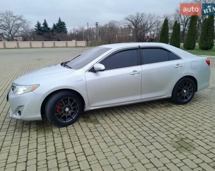 Сірий Тойота Камрі, об'ємом двигуна 2.5 л та пробігом 245 тис. км за 14100 $, фото 1 на Automoto.ua