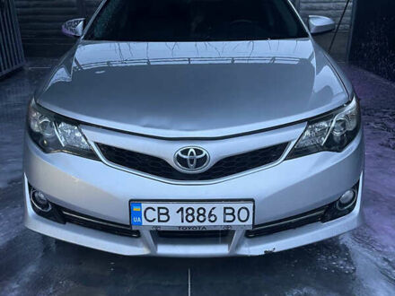 Серый Тойота Камри, объемом двигателя 2.49 л и пробегом 225 тыс. км за 11400 $, фото 1 на Automoto.ua