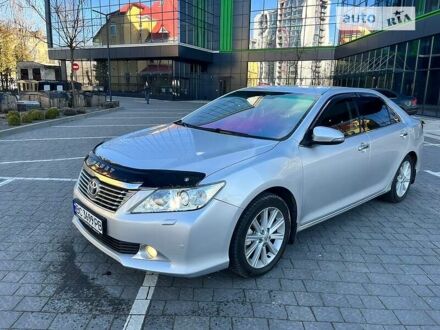 Тойота Камрі 2013 у Львові на Automoto.ua Сірий Тойота Камрі, об'ємом двигуна 3.5 л та пробігом 152 тис. км за 18700 $, фото 1 на Automoto.ua
