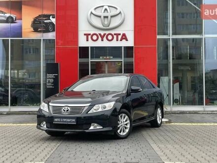 Серый Тойота Камри, объемом двигателя 2.5 л и пробегом 234 тыс. км за 15533 $, фото 1 на Automoto.ua