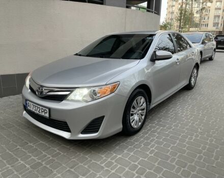 Серый Тойота Камри, объемом двигателя 2.5 л и пробегом 141 тыс. км за 12500 $, фото 1 на Automoto.ua