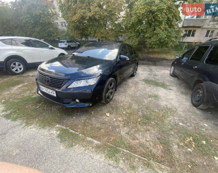 Сірий Тойота Камрі, об'ємом двигуна 2.49 л та пробігом 200 тис. км за 14300 $, фото 1 на Automoto.ua