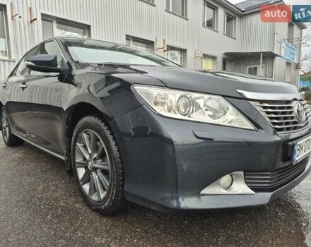 Сірий Тойота Камрі, об'ємом двигуна 2.5 л та пробігом 201 тис. км за 13400 $, фото 1 на Automoto.ua