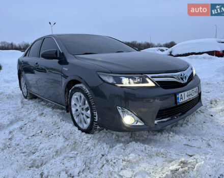 Серый Тойота Камри, объемом двигателя 2.49 л и пробегом 115 тыс. км за 16300 $, фото 1 на Automoto.ua