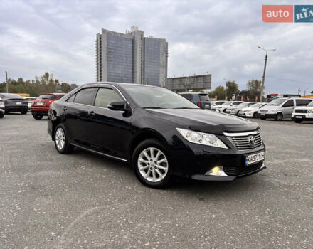 Сірий Тойота Камрі, об'ємом двигуна 2.5 л та пробігом 292 тис. км за 13500 $, фото 1 на Automoto.ua