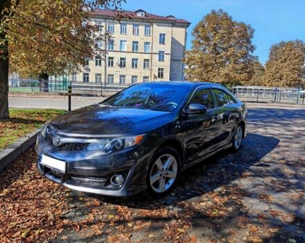 Сірий Тойота Камрі, об'ємом двигуна 2.5 л та пробігом 280 тис. км за 11800 $, фото 1 на Automoto.ua