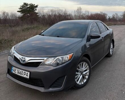 Сірий Тойота Камрі, об'ємом двигуна 2.5 л та пробігом 145 тис. км за 14000 $, фото 1 на Automoto.ua