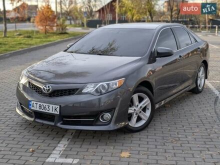 Тойота Камри 2014 в Коломые на Automoto.ua Серый Тойота Камри, объемом двигателя 2.5 л и пробегом 241 тыс. км за 10850 $, фото 1 на Automoto.ua