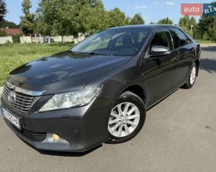 Сірий Тойота Камрі, об'ємом двигуна 2.49 л та пробігом 285 тис. км за 12500 $, фото 1 на Automoto.ua