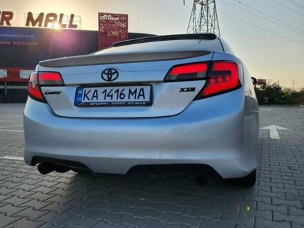 Серый Тойота Камри, объемом двигателя 2.5 л и пробегом 310 тыс. км за 9200 $, фото 1 на Automoto.ua