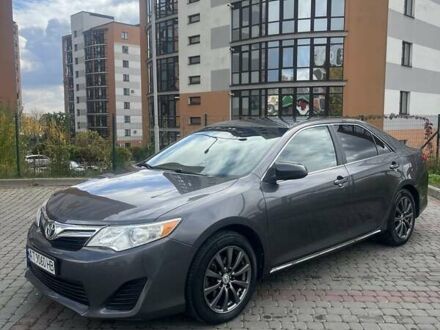 Серый Тойота Камри, объемом двигателя 2.49 л и пробегом 224 тыс. км за 11900 $, фото 1 на Automoto.ua