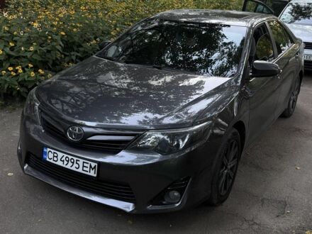 Тойота Камрі 2014 у Чернігові на Automoto.ua Сірий Тойота Камрі, об'ємом двигуна 0 л та пробігом 245 тис. км за 11900 $, фото 1 на Automoto.ua