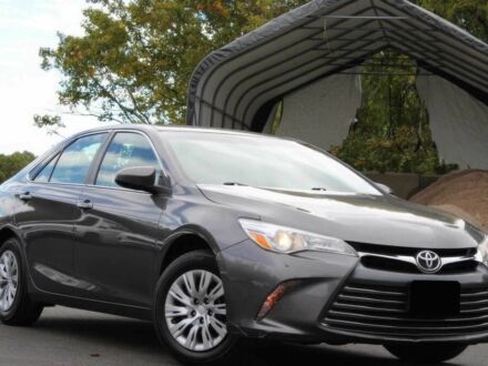 Тойота Камри 2015 в Житомире на Automoto.ua Серый Тойота Камри, объемом двигателя 2.5 л и пробегом 77 тыс. км за 8000 $, фото 1 на Automoto.ua