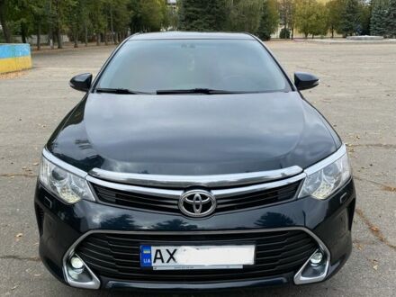 Сірий Тойота Камрі, об'ємом двигуна 2.5 л та пробігом 180 тис. км за 15000 $, фото 1 на Automoto.ua