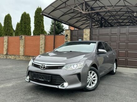 Сірий Тойота Камрі, об'ємом двигуна 2.5 л та пробігом 213 тис. км за 14799 $, фото 1 на Automoto.ua