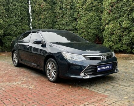 Тойота Камри 2015 в Белой Церкве на Automoto.ua Серый Тойота Камри, объемом двигателя 2.5 л и пробегом 307 тыс. км за 16500 $, фото 1 на Automoto.ua