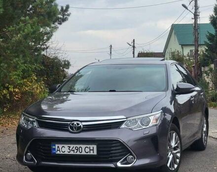 Тойота Камри 2016 в Луцке на Automoto.ua Серый Тойота Камри, объемом двигателя 2.49 л и пробегом 170 тыс. км за 17000 $, фото 1 на Automoto.ua
