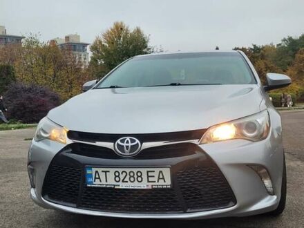 Серый Тойота Камри, объемом двигателя 2.49 л и пробегом 195 тыс. км за 14700 $, фото 1 на Automoto.ua