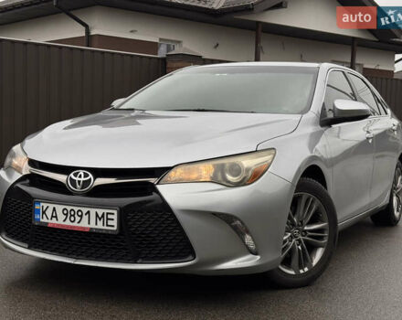 Серый Тойота Камри, объемом двигателя 2.49 л и пробегом 292 тыс. км за 10999 $, фото 1 на Automoto.ua