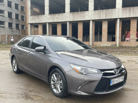 Серый Тойота Камри, объемом двигателя 2.49 л и пробегом 69 тыс. км за 15450 $, фото 1 на Automoto.ua